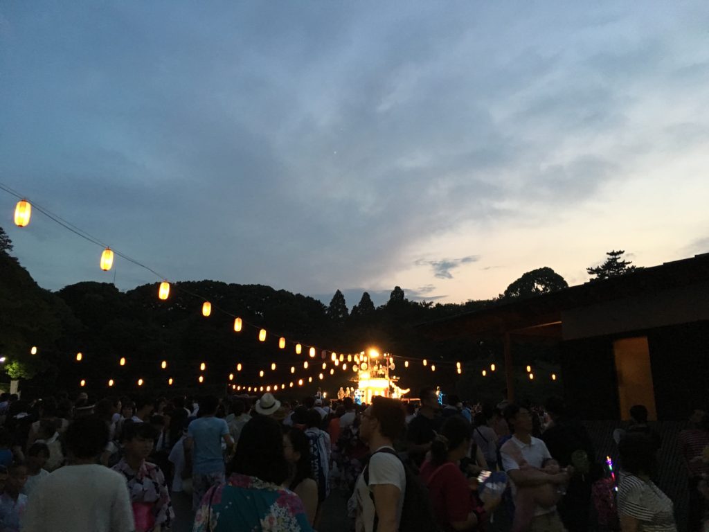 総持寺 御霊祭り 横浜市鶴見の形成 美容外科 エムズクリニック