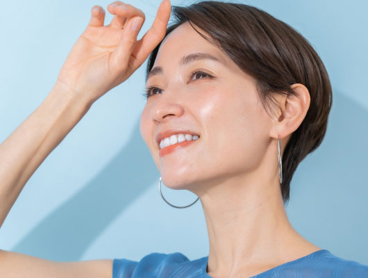夏の女性イメージ