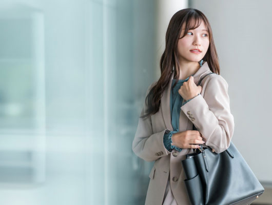 仕事復帰の女性イメージ