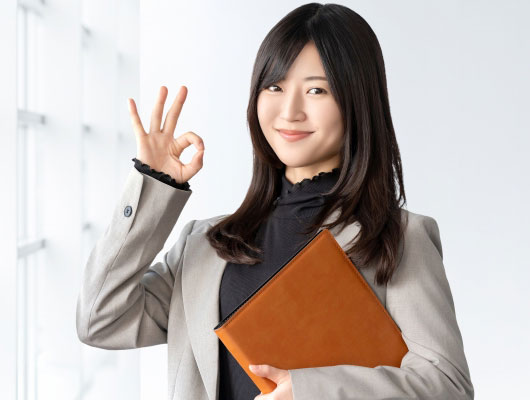 おすすめポイントを示す女性イメージ