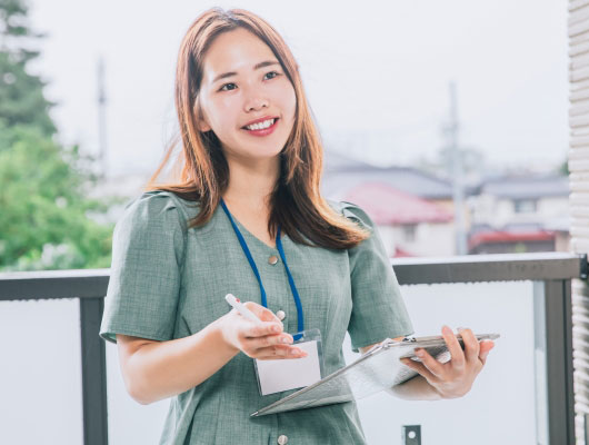 セルフチェックイメージ女性