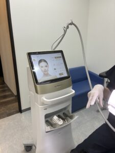 たるみ撃退🤛ウルトラセルZiでお顔スッキリ✨