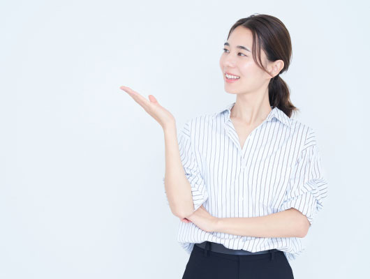 比較する女性イメージ